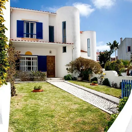 Lovely House With Shared Swimming Pool And Garden 別荘 エリセイラ